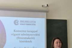 f7d16da5-6b12-4c9c-9e1a-65ce9d41e2ba