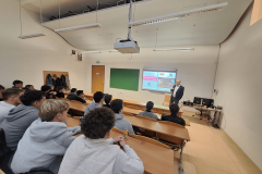 3d681a47-6d26-46df-a1b0-fcf4621c95bd