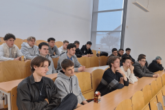 90439d48-b1df-4130-9c8e-7249f0277128