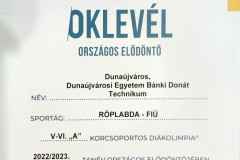 1_10_221214_banki_ropi_diak-olimpia